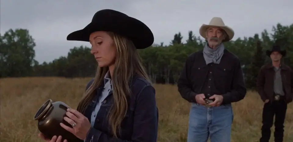 Amber Marshall Addresses Pregnancy Rumors on Heartland